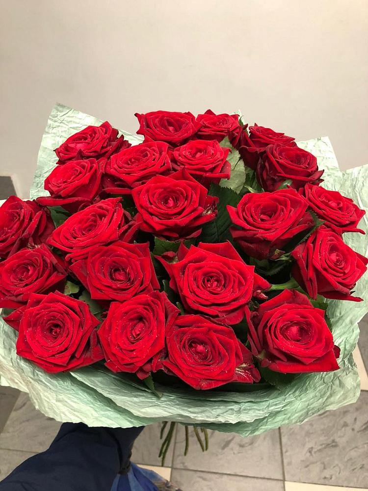 Розы Классика в Лоо Букет Классика в Лоо