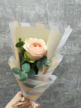 Букет цветов из:  Розы в Лоо