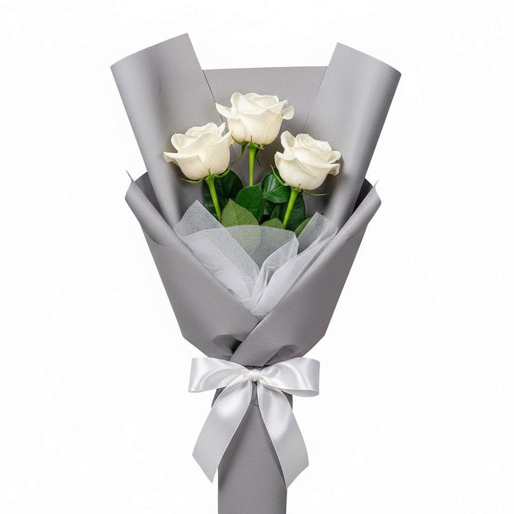 Букет 3 белые розы в Лоо