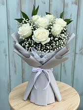 Букет цветов из:  Розы в Лоо