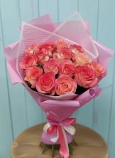 Букет 15 Розовых роз Равель в Лоо
