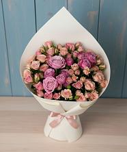 Букет цветов из:  Розы в Лоо